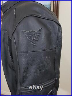 Dainese Zen Evo Perforated Leather Motorcycle Jacket Men's EU 56 XL 46